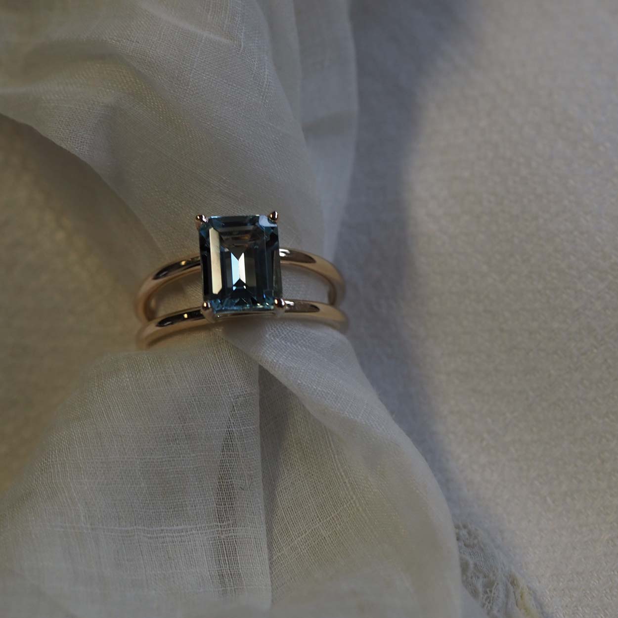 Aquamarine Ring in Solid Yellow Gold