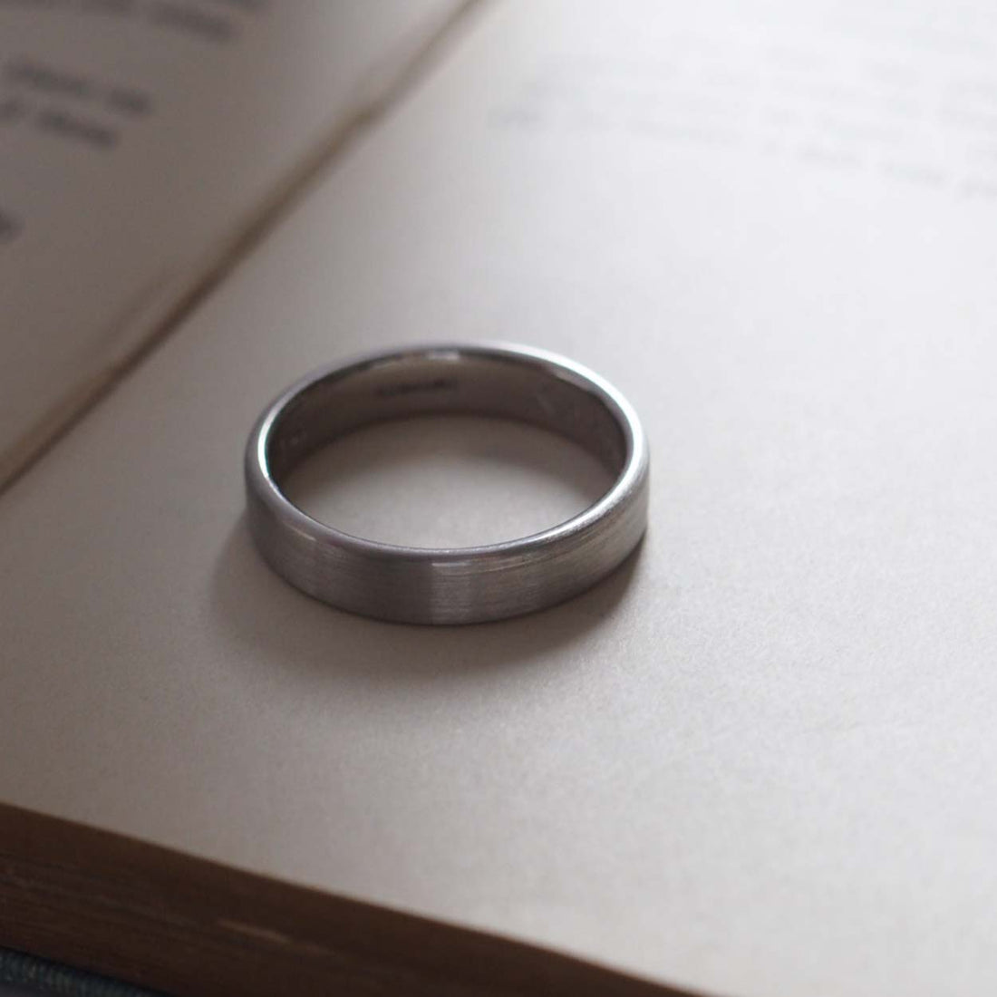 Bianca Jones handcrafted Platinum Wedding Band from London, Customisable in Various Widths and Profiles