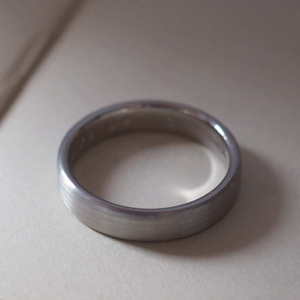 Bianca Jones handcrafted Platinum Wedding Band from London, Customisable in Various Widths and Profiles
