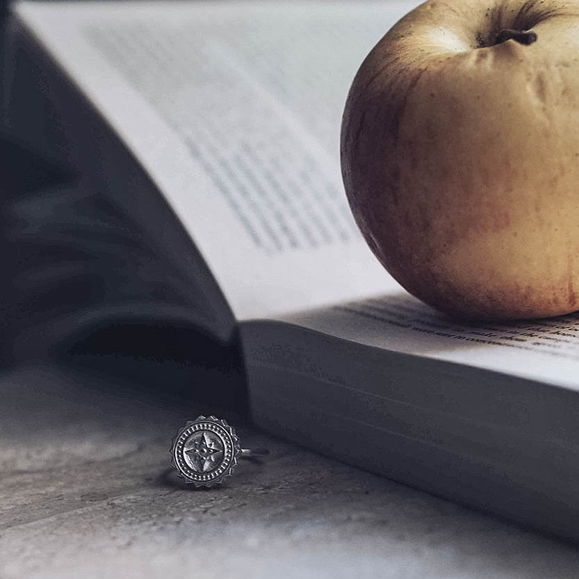 Compass ring in Sterling Silver
