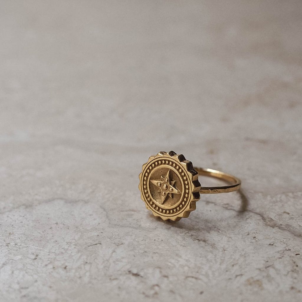 Compass ring in Gold Vermeil
